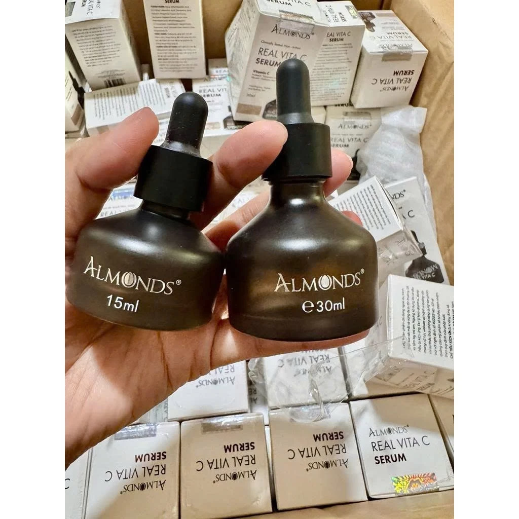 Vitamin C giúp da trắng sáng và kích thích sản sinh collagen
